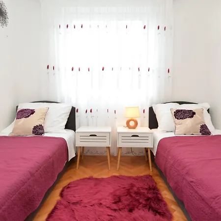 Apartment Violete 742