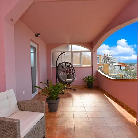 Violete 742 Apartment *