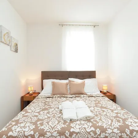 Violete 742 Lägenhet *