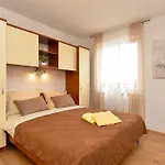 Violete 742 Apartamento *