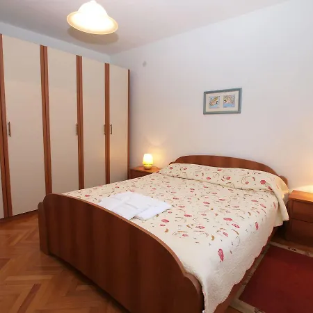 Violete 742