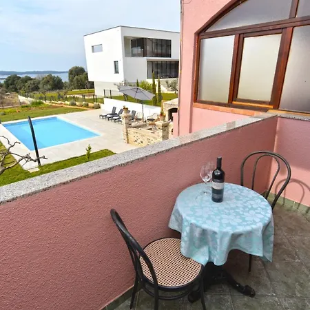 Violete 742 Apartmán *