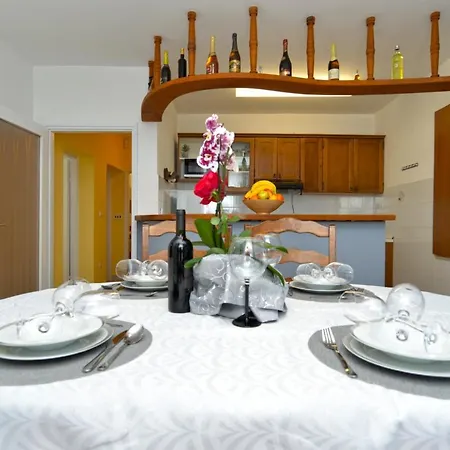 Violete 742 Apartament
