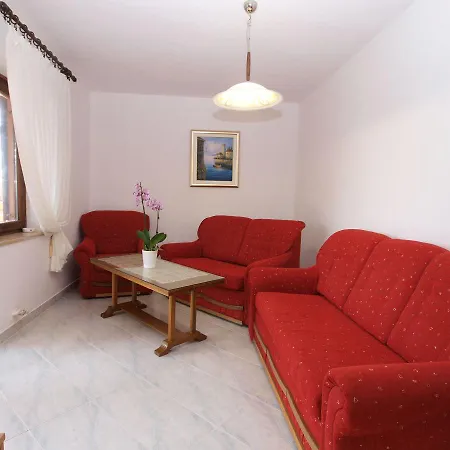 Apartment Violete 742 *