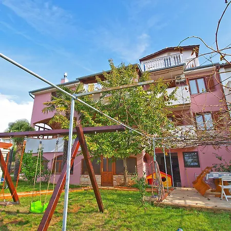 Apartment Violete 742 *